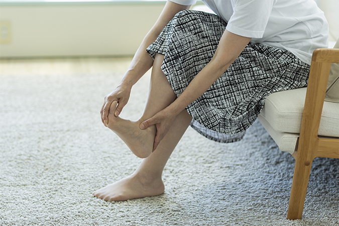 こむら返り 腓返り こむらがえり 語源由来辞典 こむら返り 腓返り こむらがえり 語源由来辞典